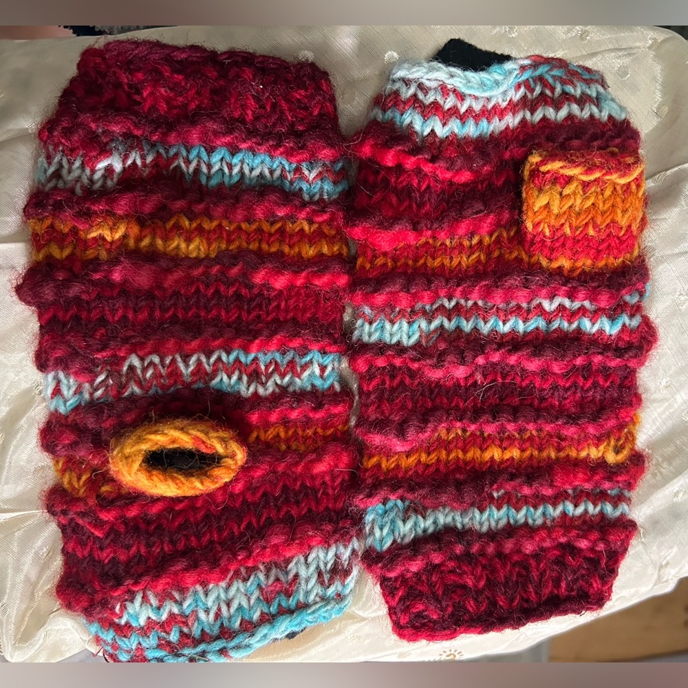 Fingerless mittens